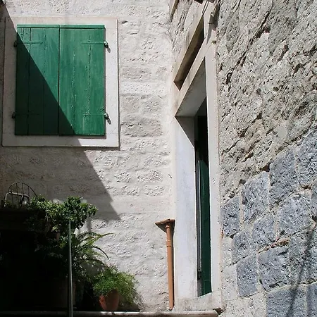 Klara I Gracia Appartement *